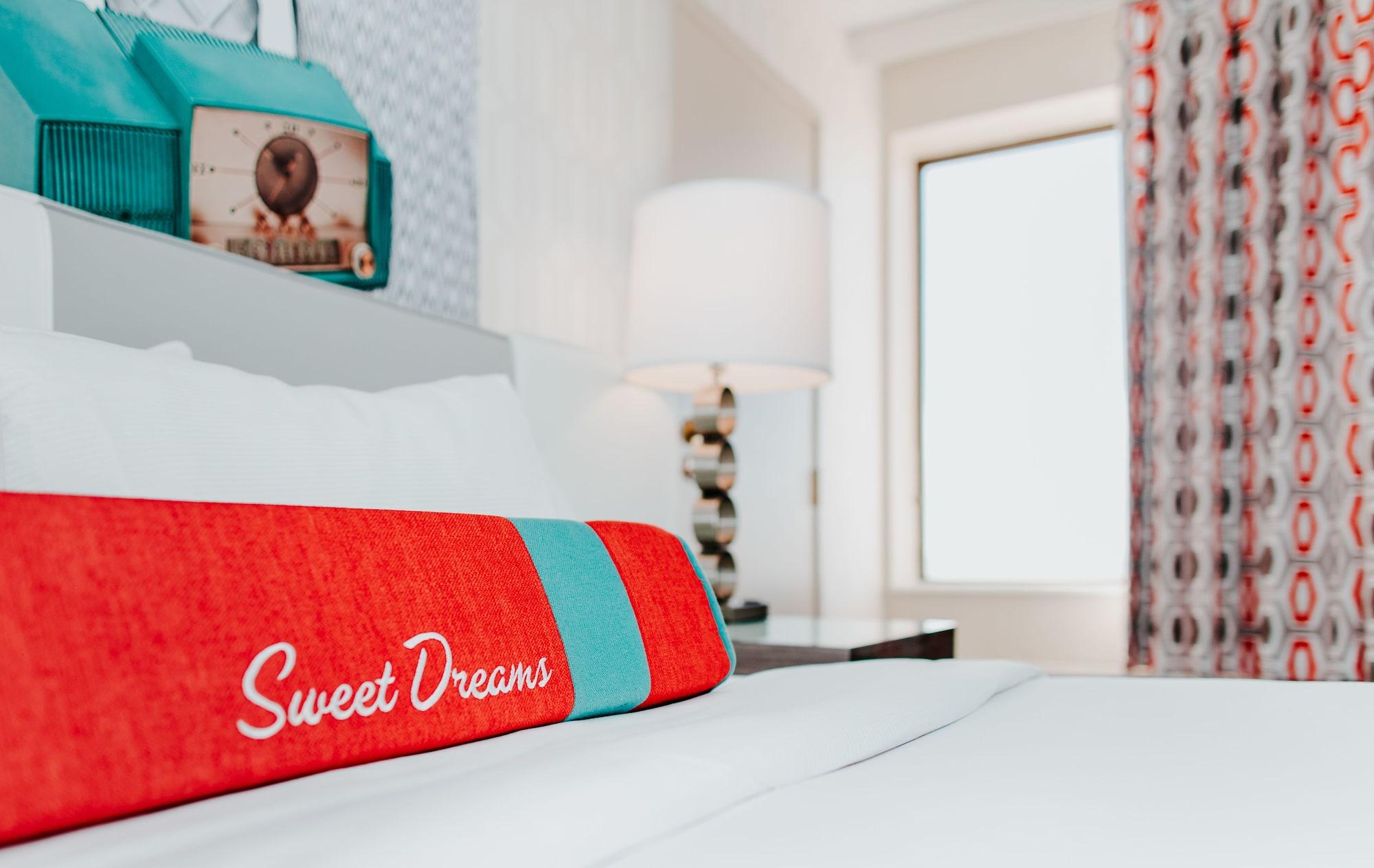The Curtis Denver - A Doubletree By Hilton Hotel Экстерьер фото