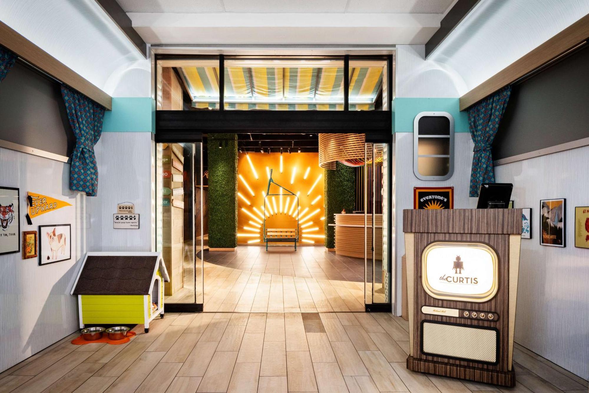 The Curtis Denver - A Doubletree By Hilton Hotel Экстерьер фото
